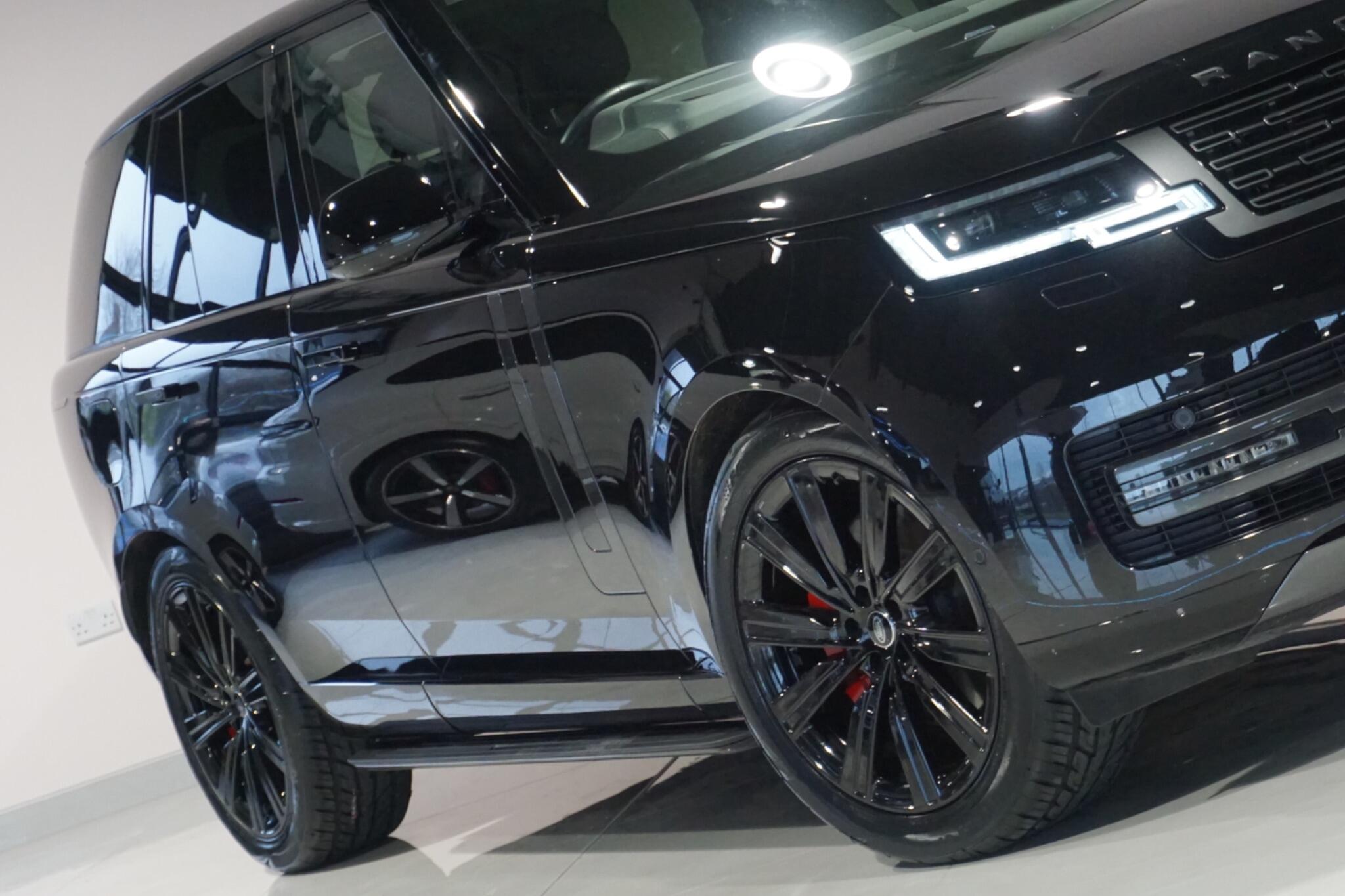 Land Rover Range Rover 3.0 P400 MHEV HSE SUV 5dr Petrol Auto 4WD Euro 6 (s/s) (400 ps)